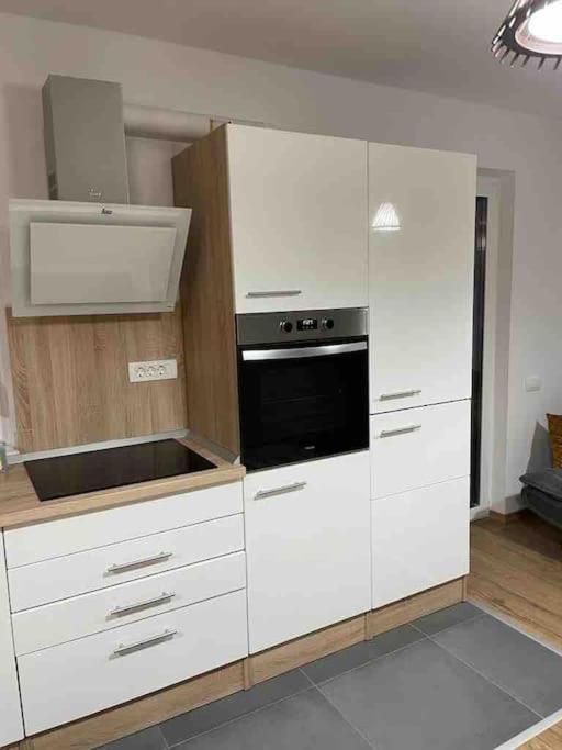 5 Dream Apartment 5 Cu Parcare Privata Nagyvárad Kültér fotó